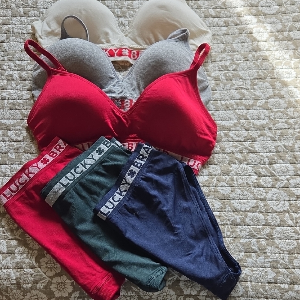 Lucky Brand Women's Bra Set - Red, Gray, Cream